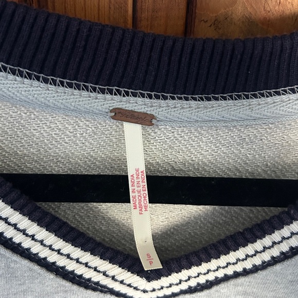 Free People We the Free West Coast Pullover V Neck Sporty Athleisure Tiger - Picture 12 of 13